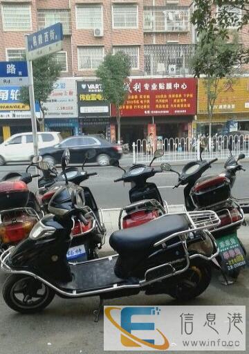 8OO元低价出售二手电动车