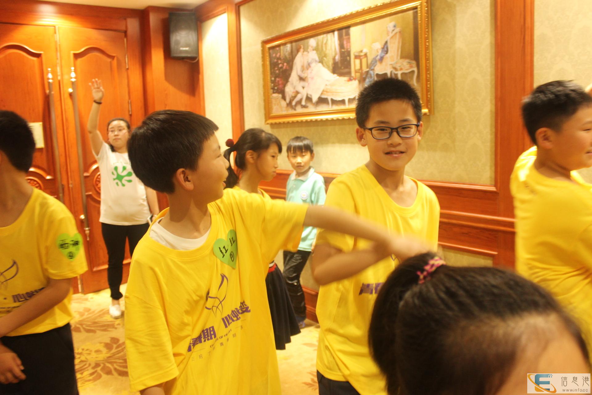 福州卓卷教育中学生叛逆期的学校怎么克服叛逆期