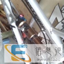 一万八出女妖软尾可小刀FOX前叉fox后避震