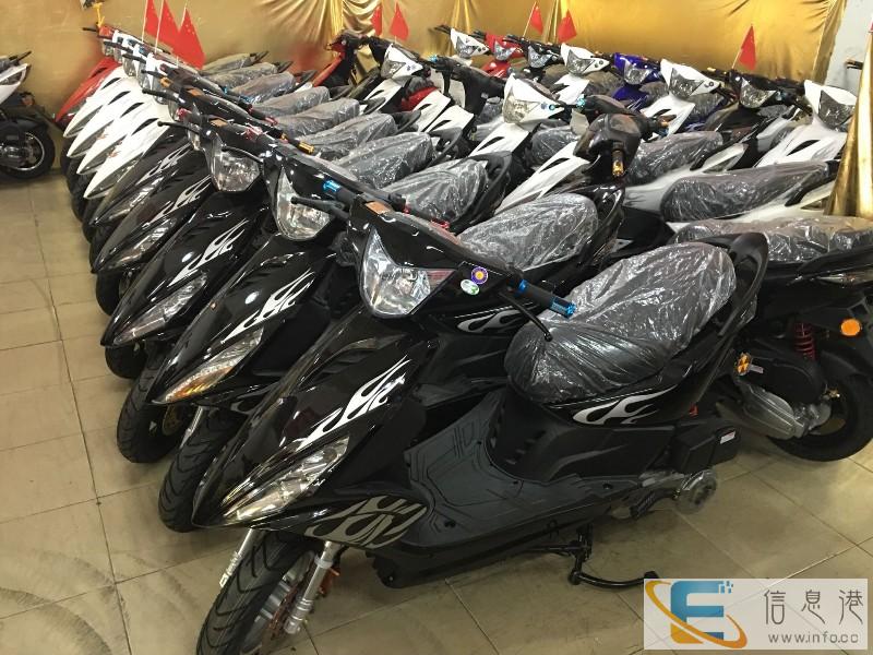 厂家直销长期出售:双杠跑车 地平线R2 彪影街跑