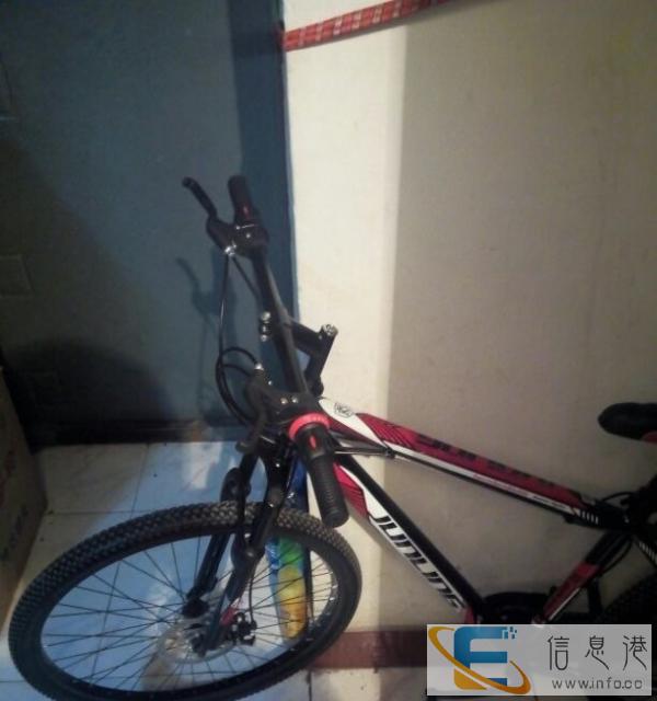 21速双碟刹减震山地车