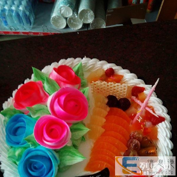 佳宏蛋糕承接大量订单,范围包括生日蛋糕,面包,蛋糕