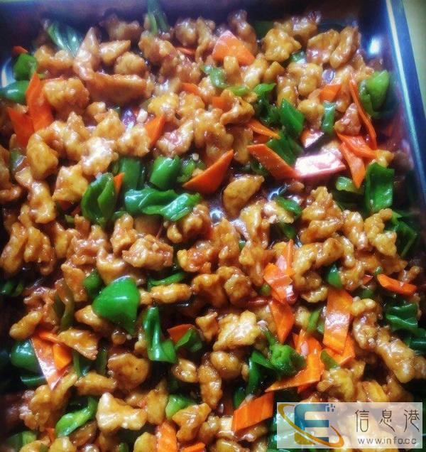 小丹在家制作美味盒饭
