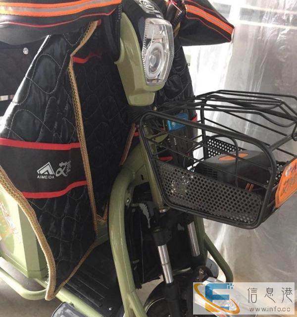 转让9.5成新艾美达小型电动三轮车