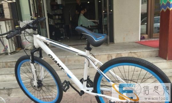 新款山地自行车,才买没几天