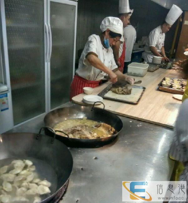 自己家作的盒饭 都是家常菜 不少于6盒