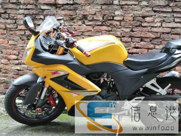 赤兔马150c两轮摩托车证件齐全