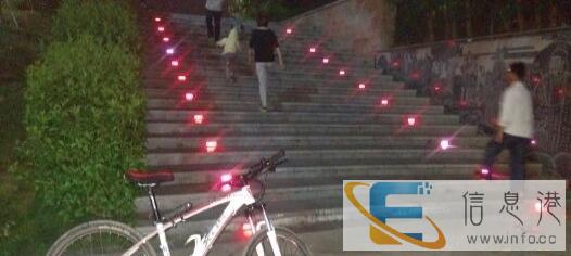 低价转让99新27速双油刹喜德盛山地车