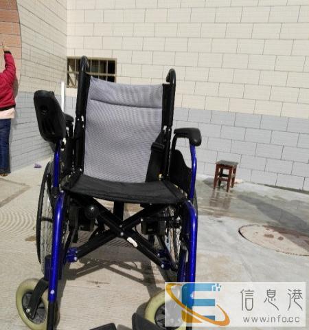 老年人电动轮椅