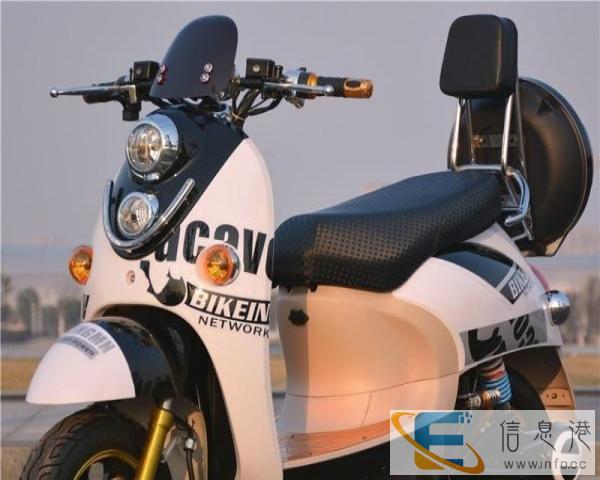 小飞哥品牌电动车带碟刹前后真空胎