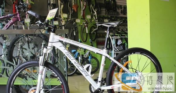 诚心转让的,低价转让美利达和捷安特山地车