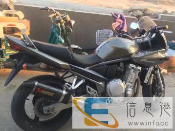 铃木进口大排量重机摩托车匪王gsf1250sABS版