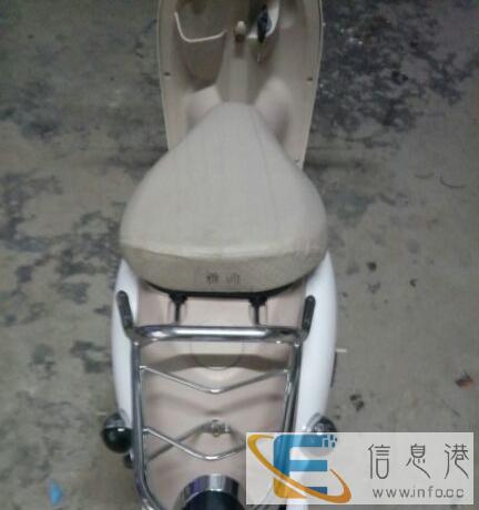 9成新雅迪电动小龟王