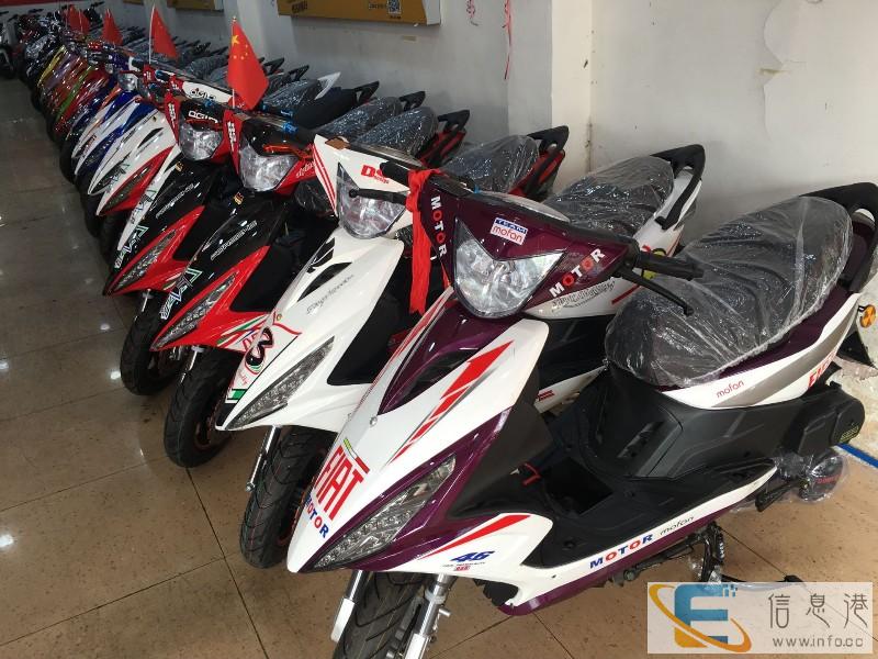 厂家直销长期出售:双杠跑车 地平线R2 彪影街跑