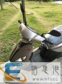 自己家用的雅马哈巧格i125电喷踏板