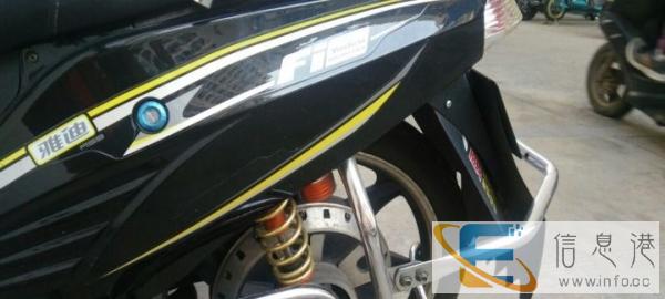 雅迪拉客电动车