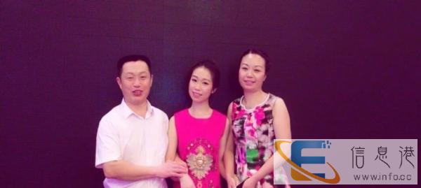 转卖重工新娘旗袍裙,敬酒服