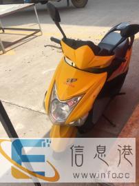 出售九成新.凌鹰助力125助力车