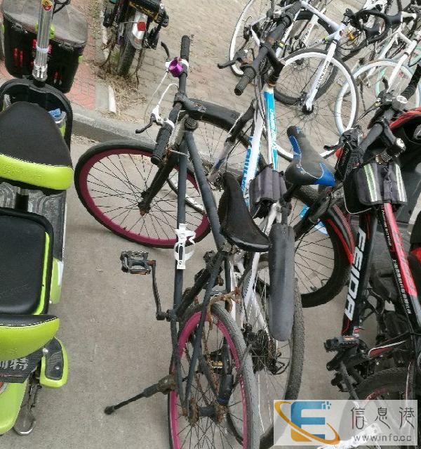 黑色小型山地车出售