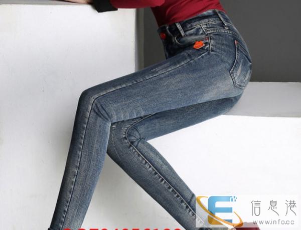 工厂清货大量库存牛仔裤小脚女士铅笔裤批发时尚牛仔裤批发厂家