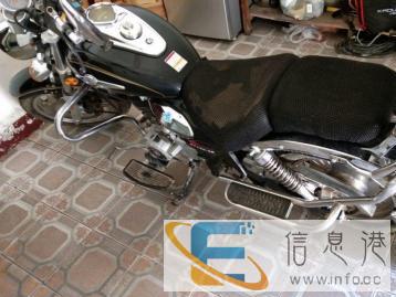 八成新摩托车低价出售