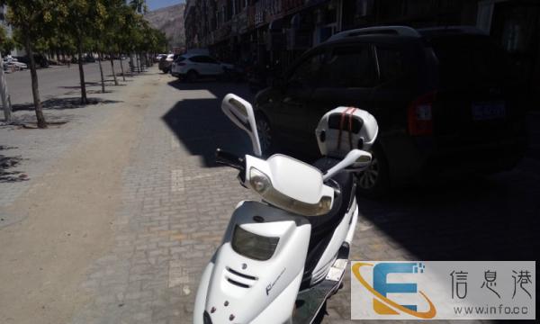 便宜处理踏板摩托车