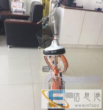 搬家,刚买的的折叠自行车忍痛割舍