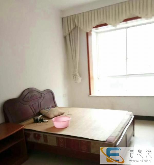 幸福家园小区房，3室2厅，4楼，带家具家电