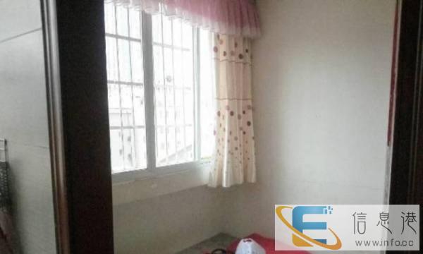 天立盛世华庭，青原步行街对面，朝南小两室，陪小孩读书优选