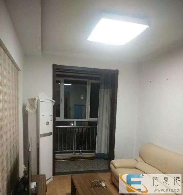 房屋干净 自住标准出租 拎包入住