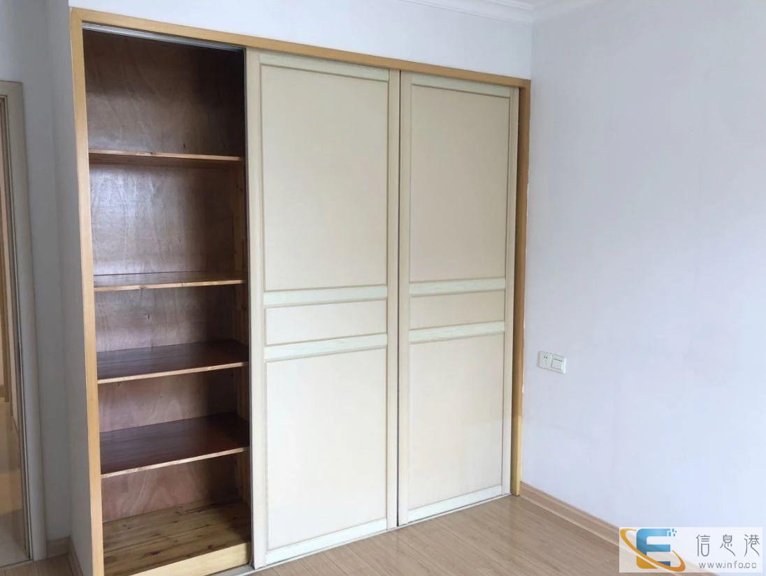 高档小区,精装修三房2500元,实图拍摄,看房方便
