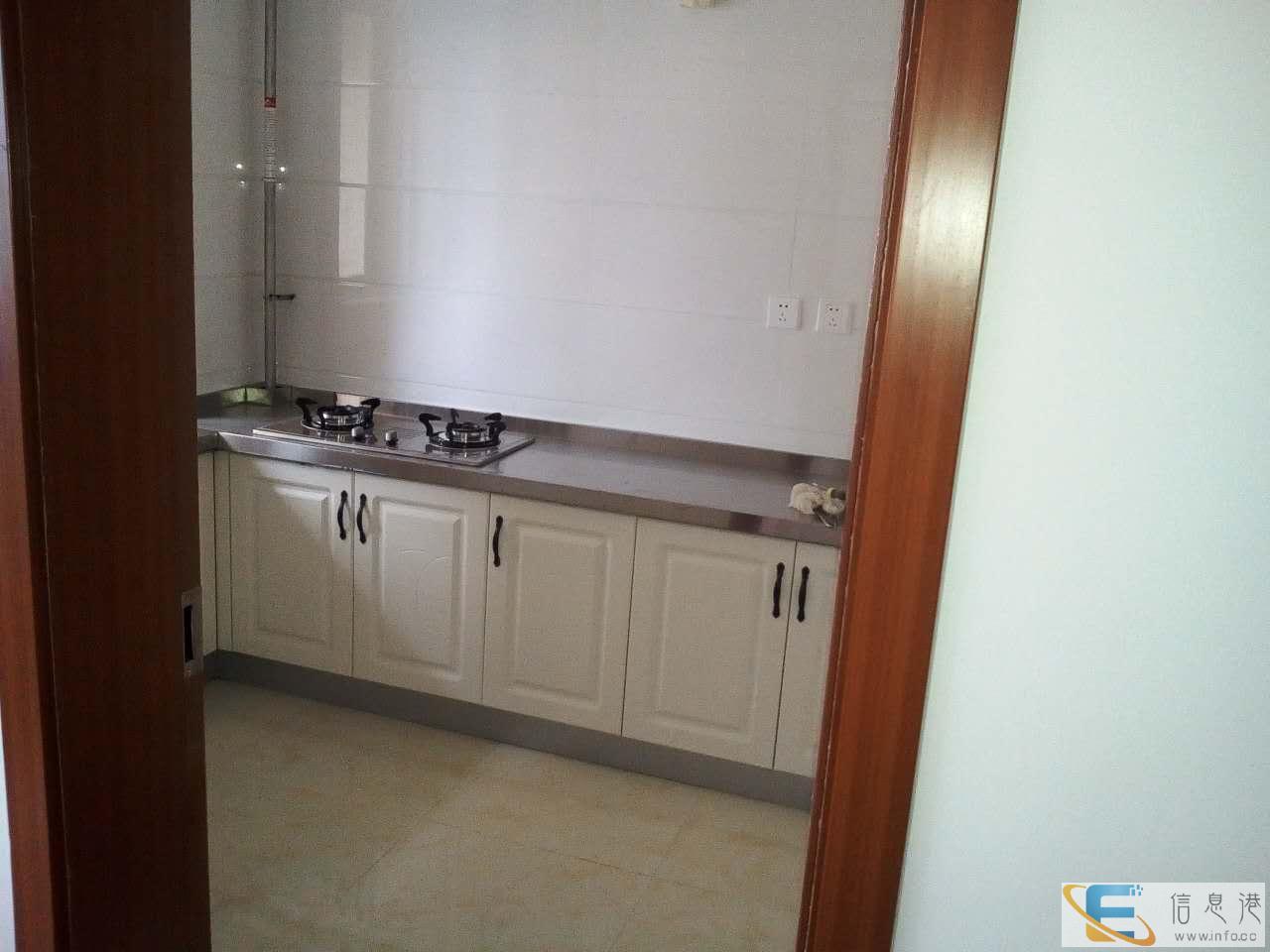 精装修套一厅 首次出租1900元/月