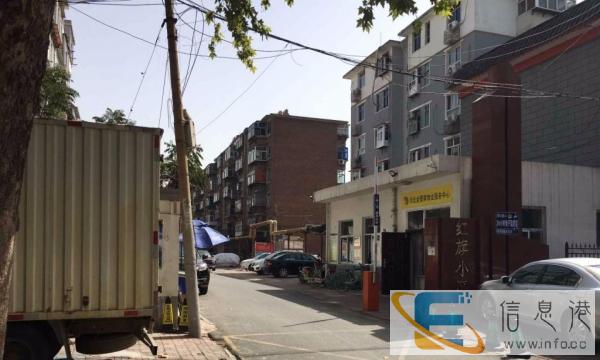 红旗小区 草场街小学 十七中 双校区 家具齐全 随时看房