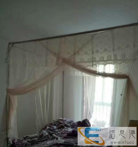 西湖水岸精装三房 层内温馨非常干净 采光通风好