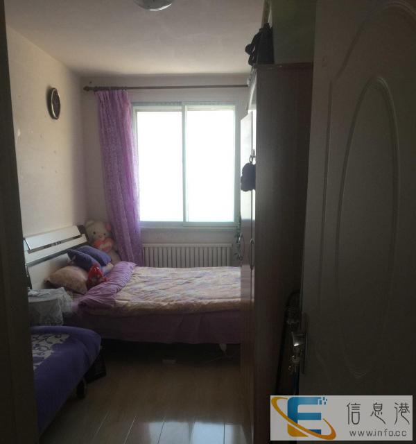 红海新区C区女生单间 3室1厅1卫 限女生