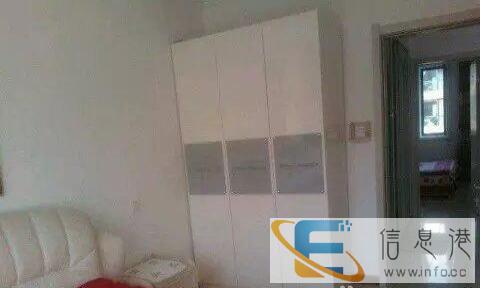 五台子市场隆翔西城 2室2厅81平米 中等装修 半年付押一