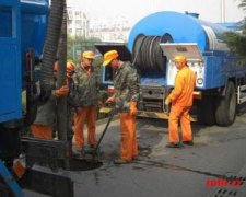 昆明周边养殖场污水粪便抽运鱼塘清淤污水池清淤抽淤泥清理化粪池